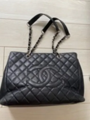 キャビアスキン GSTトートバッグ（ブランドバッグ）の商品画像 - 査定完了日：2026/03/13 - 最高査定価格：350,000円