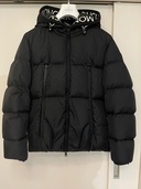 モンクレール　ダウンジャケット（古着・ファッション）の商品画像 - 査定完了日：2025/11/13 - 最高査定価格：52,000円