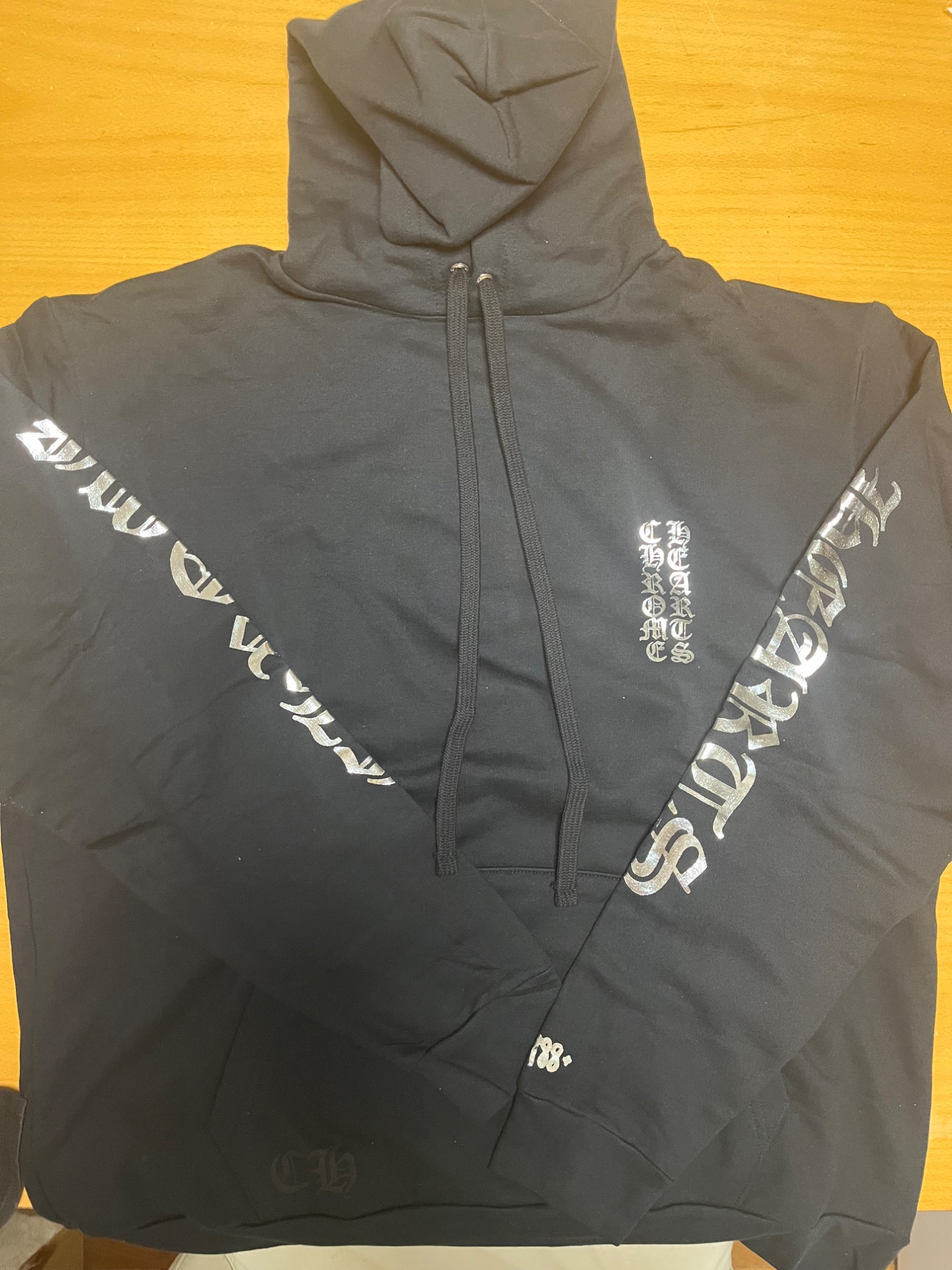 クロムハーツ スウェット SWTSHRTUHD PLVR（古着・ファッション）の商品画像 - 査定完了日：2025/12/08 - 最高査定価格：130,000円