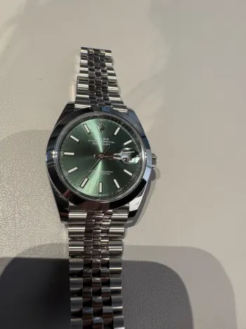 デイトジャスト41 126300（高級時計）の商品画像 - 査定完了日：2026/04/04 - 最高査定価格：1,930,000円