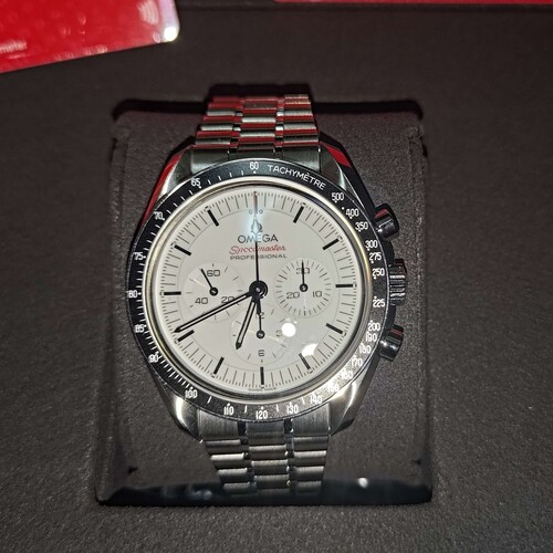 スピードマスター ムーンウォッチ プロフェッショナ﻿ル