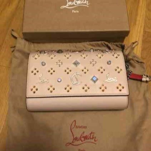 クリスチャンルブタン