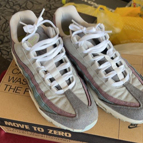 NIKE エアマックス95 CK6478 001