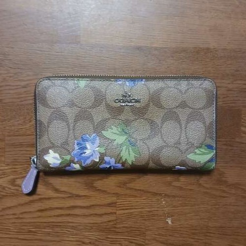 COACH財布紫色の百合