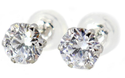 スーパーキュービックジルコニア ピアス