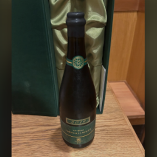 新政 六号酵母生誕90周年記念酒 美郷錦