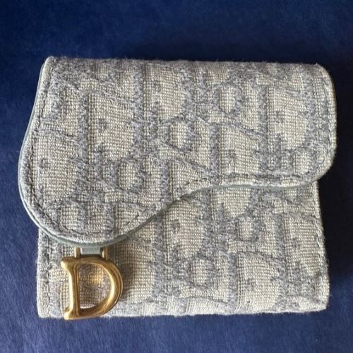 Dior ロータスウォレット