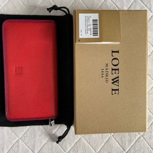 LOEWE ラウンドファスナー アナグラム レザー 長財布