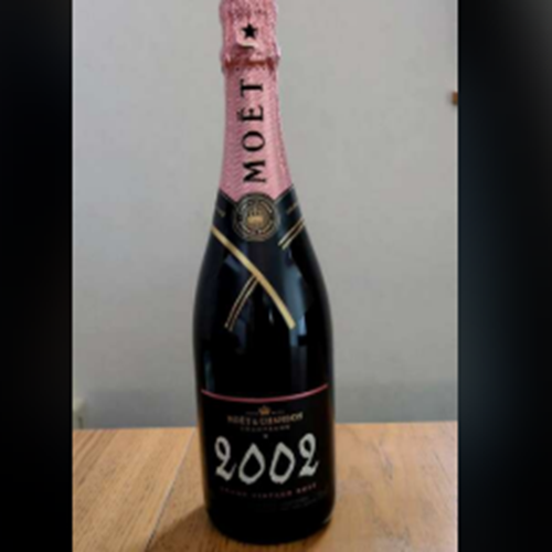 モエ　エ　シャンドン　ロゼ　グラン　ヴィンテージ