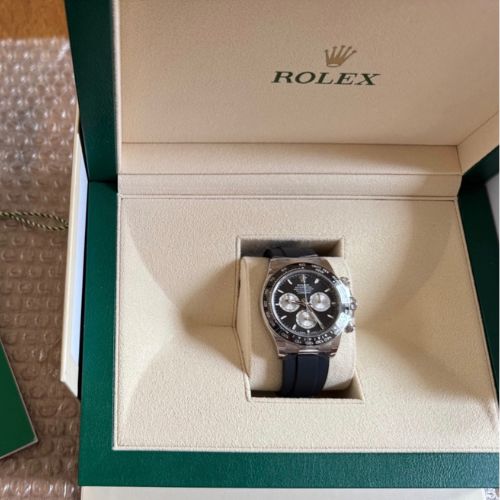 ロレックス デイトナ 126519l