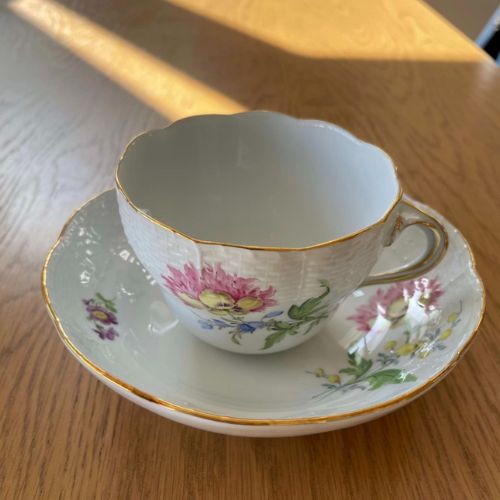 マイセン　ベーシックフラワーシリーズ