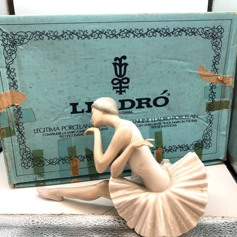 リヤドロ バレリーナ 白鳥の湖