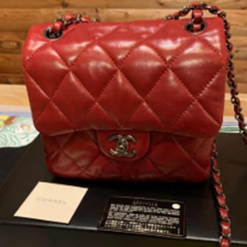 シャネルマトラッセ シルバーチェーン　ラムスキン