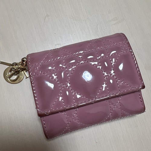 ディオール