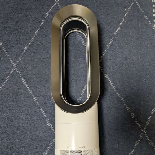 ダイソンAM09セラミックファンヒーター