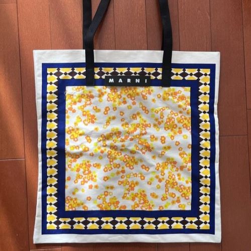 マルニ　バンダナトート　サンオレンジ