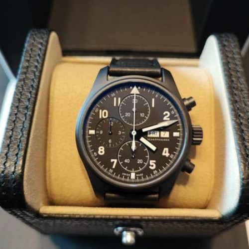 パイロット・ウォッチ・クロノグラフ “トリビュート・トゥ・3705”