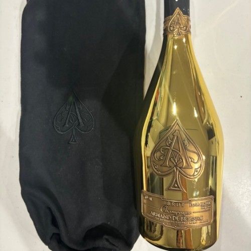 シャンパン アルマン・ド・ブリニャック