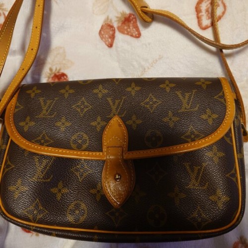 ルイヴィトン　ジベシエール　モノグラムPM