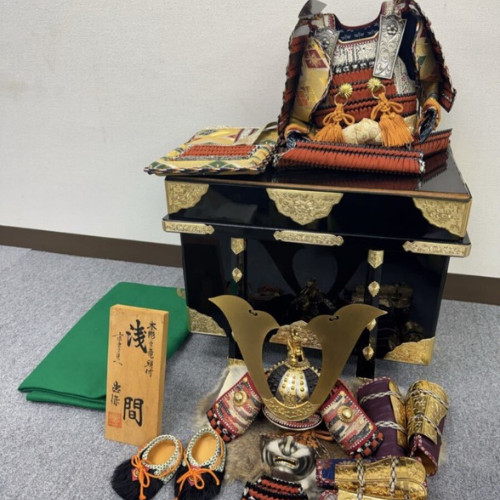 忠保作 浅間 五月人形 兜飾り 黄金造り 鞍馬 甲冑 鎧飾り