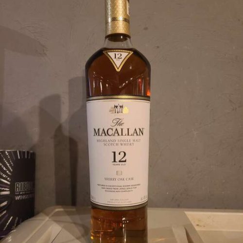 マッカラン12年シェリーオークカスク