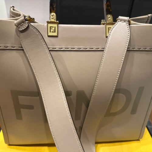 フェンディ サンシャイン ミディアム