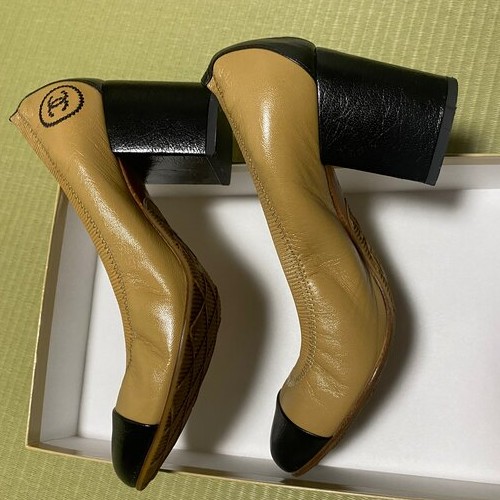 シャネル ヒールパンプス