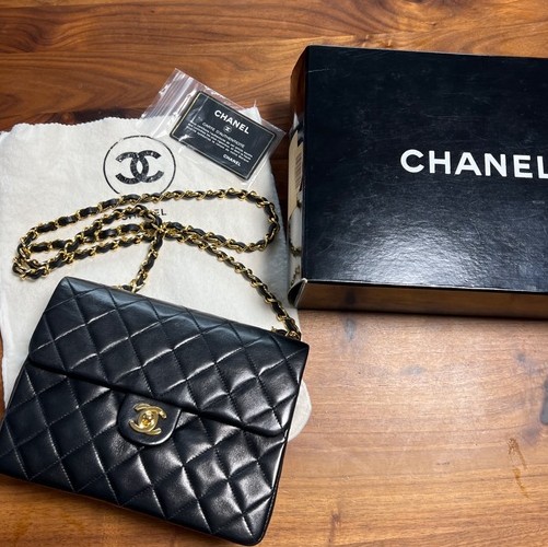 シャネルミニマトラッセ ラムスキン