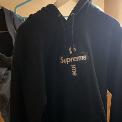 シュプリーム クロスボックスパーカー