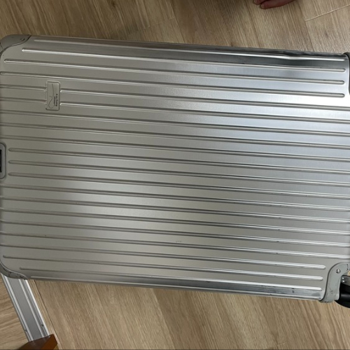 RIMOWA　ルフトハンザ　ボーイング747-8　85L