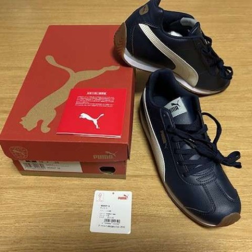 puma スニーカー　チューリン３