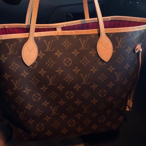 ルイヴィトン ネヴァーフル