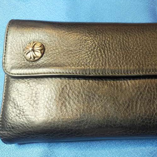 クロムハーツ ウエーブウォレット クロスボタン ブラックヘビーレザー