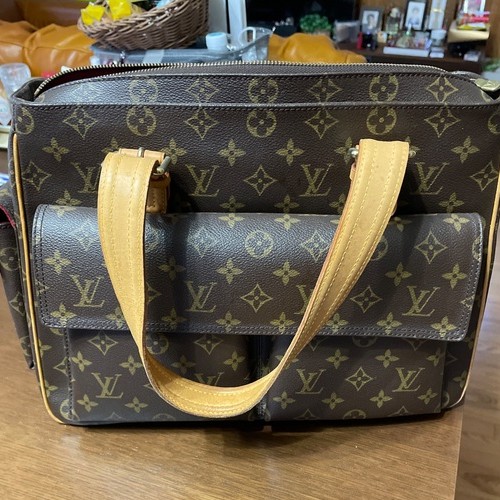 ルイヴィトン モノグラム