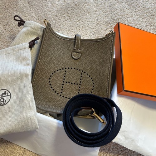 エルメス エブリン