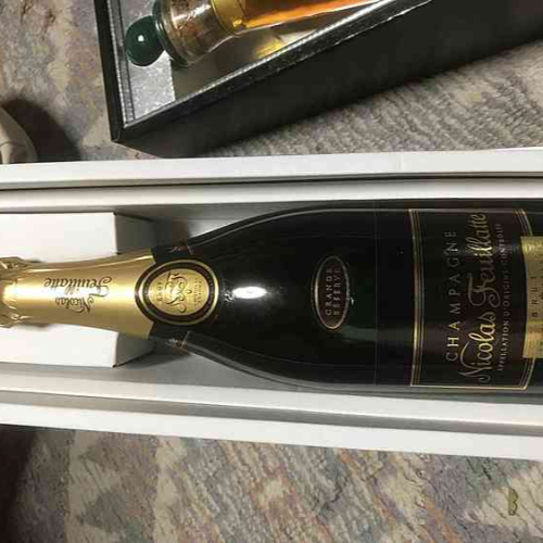 CHAMPAGNE Nicolas Feuillatte750ml
