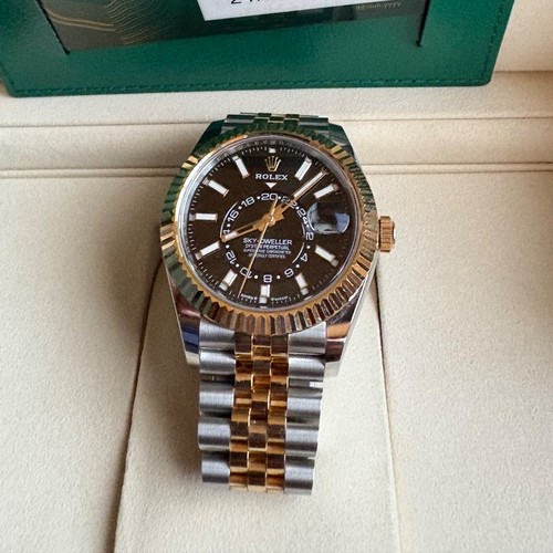 ロレックス スカイドゥエラー 33693