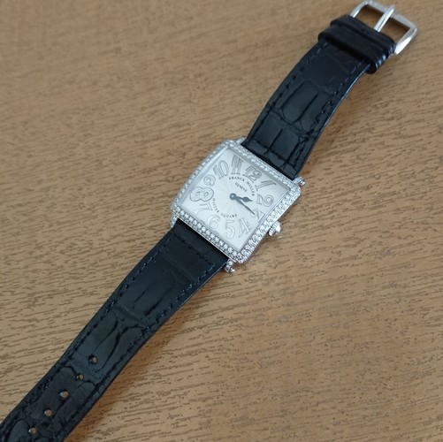 マスタースクエアレディースレリーフダイアモンド