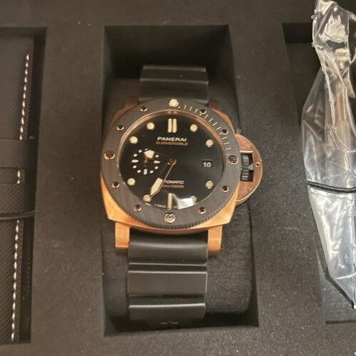 パネライ サブマーシブル