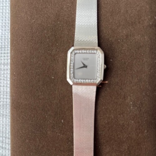 クレドール8420-5060 k18 WG　ダイヤベゼル