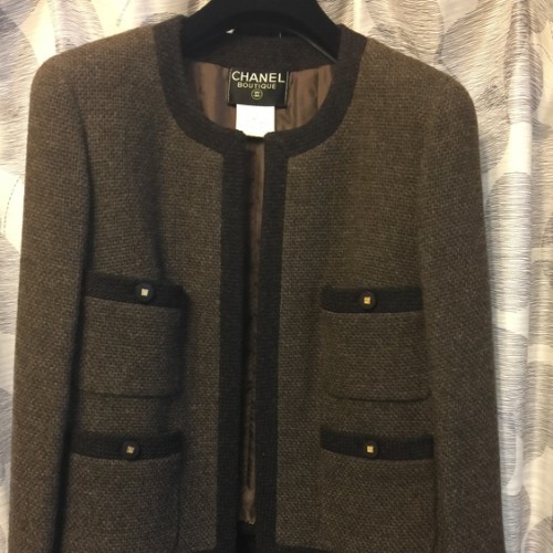 シャネルスーツ