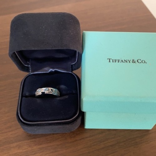 ティファニーアトラスホワイトゴールド　ダイヤ、アクアマリン