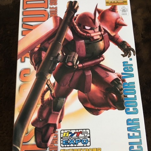 ガンプラexpo限定MG1/100MS-06Sシャア専用ザククリアカラー