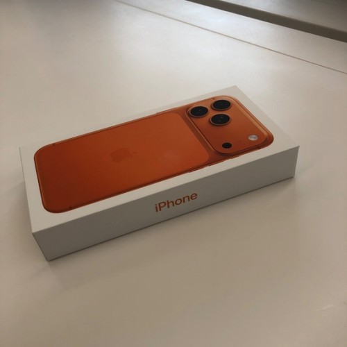 MFY94J/A iPhone17ProMax 256GBコズミックオレンジ