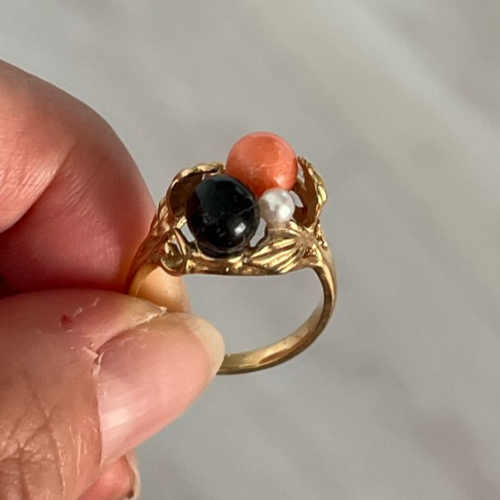 リング　珊瑚・パール付き