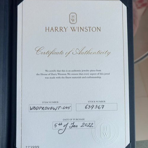 ハリーウィンストン婚約指輪