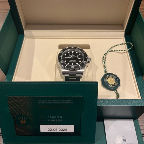 サブマリーナデイト