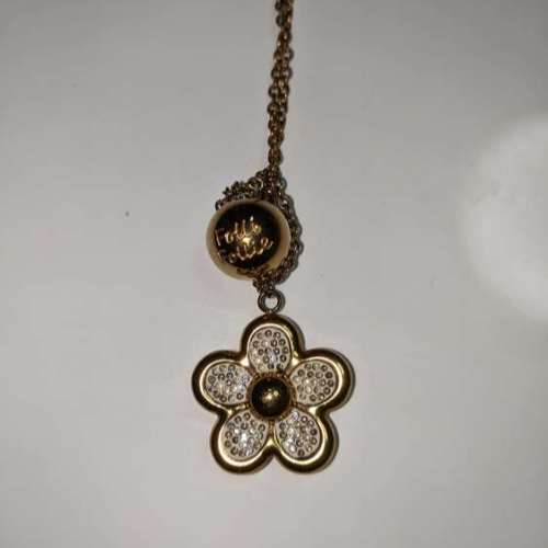 フォリフォリネックレス