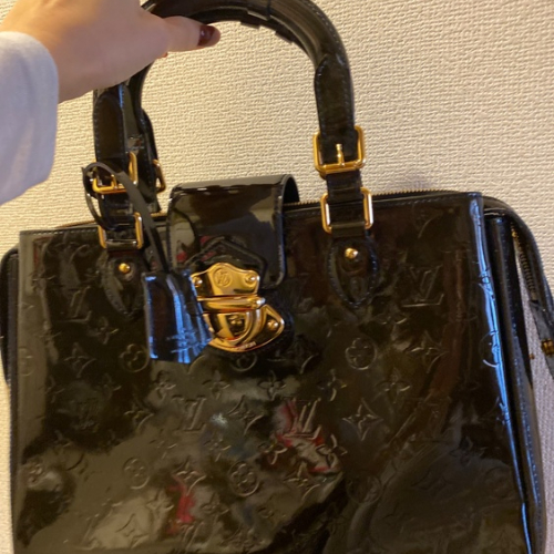 ヴェルニ トート