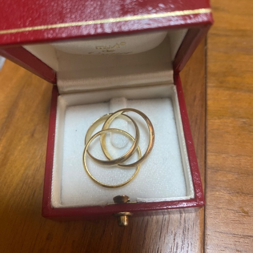 カルティエトリニティ3連リング